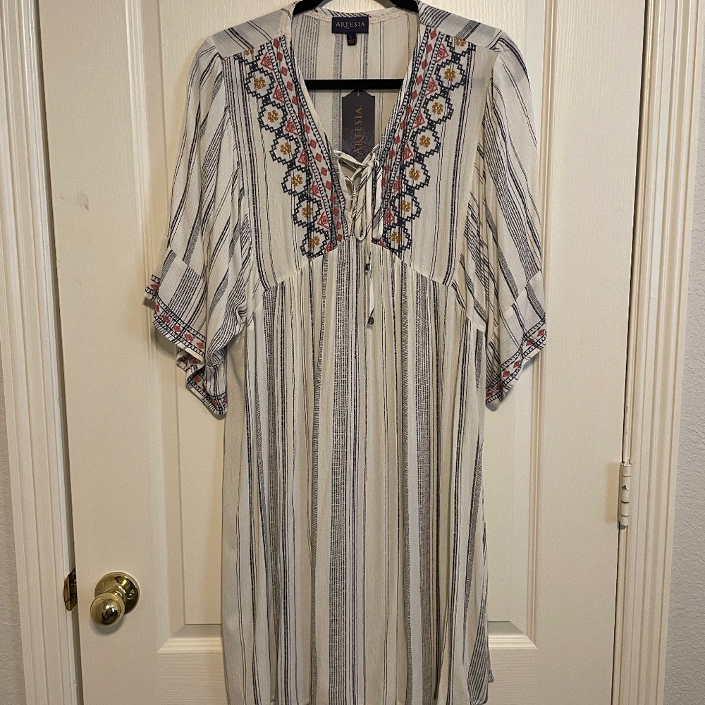 NWT Artesia Women’s Dress